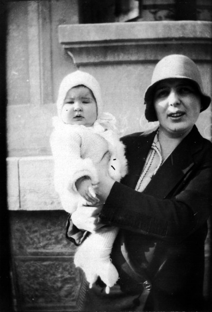 Yvonne - Anne-Marie - 29-10-1929.jpg